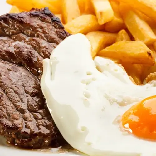 motelcalypso_Filet com Fritas e Ovos