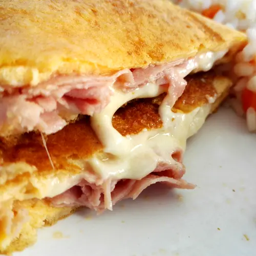 motelcalypso_Omelete Misto