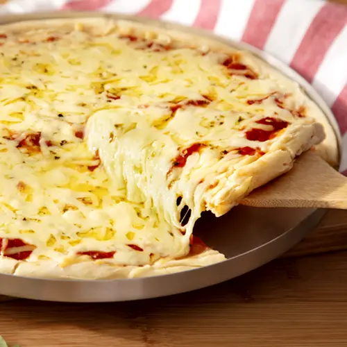 motelcalypso_pizza_Mussarela