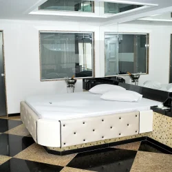 suite_piscina_sauna_001